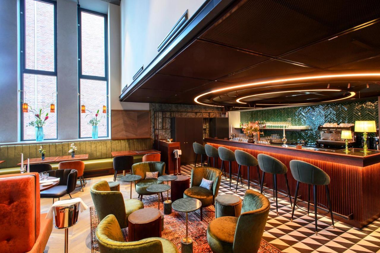Das James فلنسبورغ المظهر الخارجي الصورة The bar at the 2019 edition of the London Design Festival
