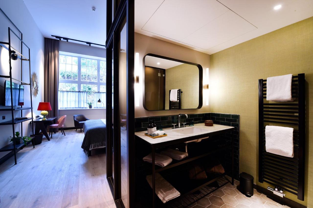 Das James فلنسبورغ المظهر الخارجي الصورة A bathroom at the hotel