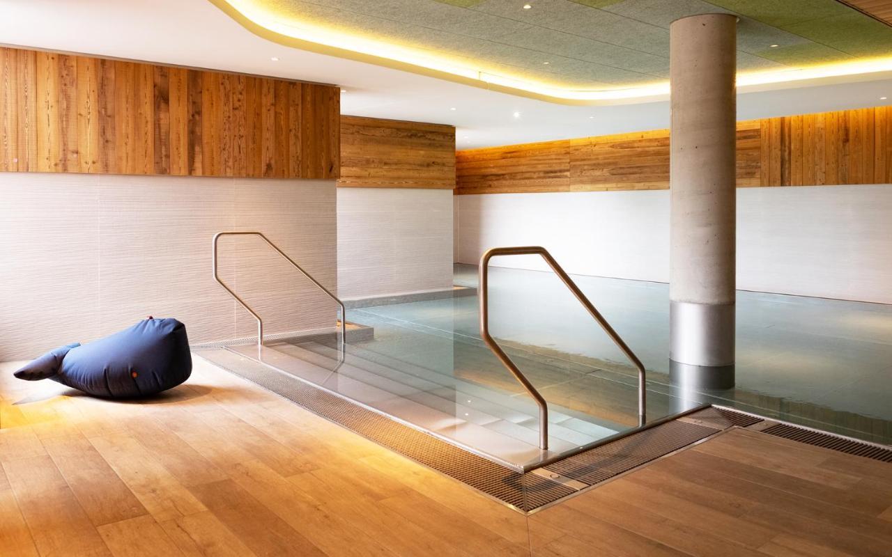 Das James فلنسبورغ المظهر الخارجي الصورة The swimming pool at the Hotel Axelmannstein